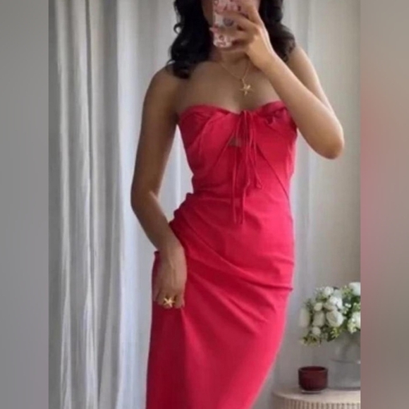 Zara Strapless Red Dress - Picture 3 of 4